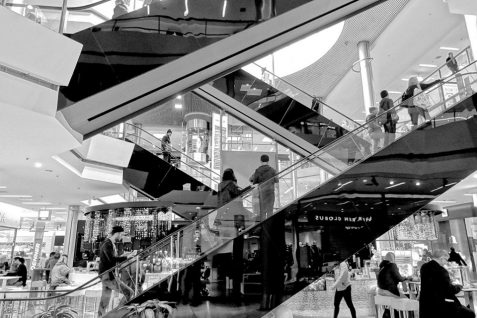 “買わない”価値を模索するショッピングモールたちの行方