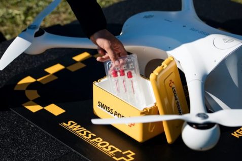 「医療」こそがドローンが活躍する舞台、空飛ぶ機械は未来のライフライン