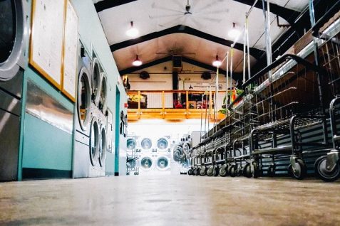 “待ち時間”に眠るビジネスチャンス。コインランドリーは「洗濯」以外に手を伸ばす