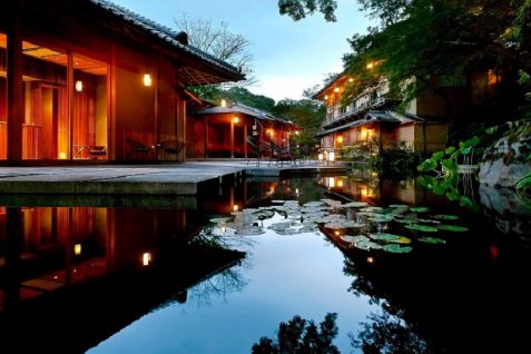 無印ホテルから、星野リゾート、カプセルホテル、Airbnbまで。2017年宿泊業界の変革者たち