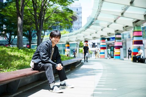 “言葉”というツールで経済と文化をつなぎ、広める。メルカリ社初のコピーライター・長嶋太陽