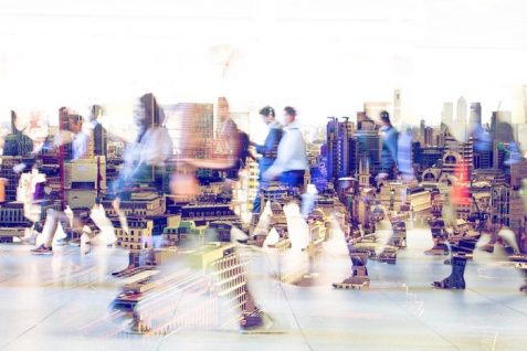 労働時間は短い方が生産性は上がる？世界的に労働時間は短縮の方向へ