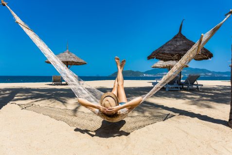 自然の中でラグジュアリーな空間を――増える「アドベンチャーホテル」