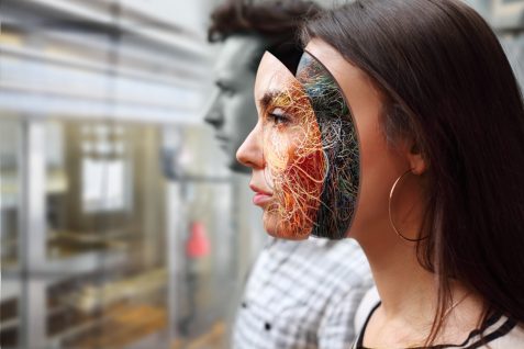 マイクロチップに人工臓器、サイボーグ化テクノロジー最前線