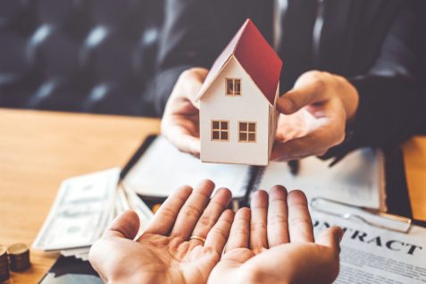 先進国で頻発する「金持ち外国人には住みやすくても、地元民には住みにくい問題」。解決の糸口、ニュージーランドに学ぶ