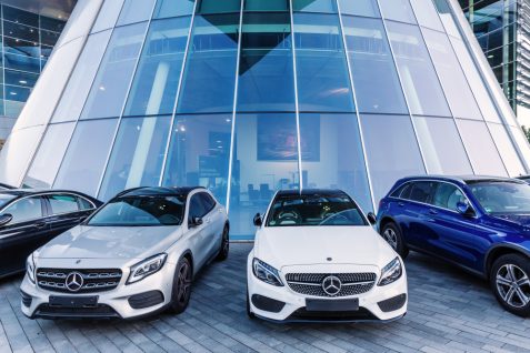 激変する世界の自動車市場、競合するBMWとダイムラーの提携が示唆するもの