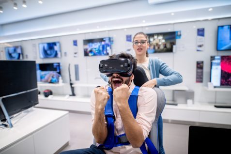 VRのビジネス活用がますます浸透。米最大小売ウォルマートが「社員研修・人事評価」にVRを導入する理由