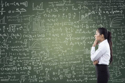 「AI人材不足」で人材獲得競争が世界で熾烈化、「AIスキル／リテラシー」プログラムへの高まる期待