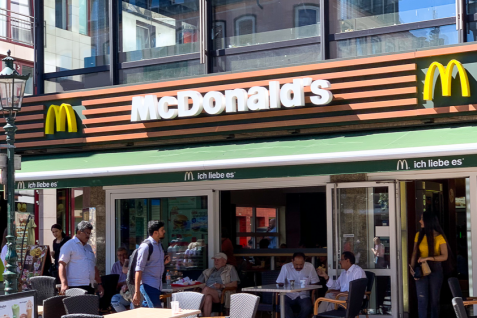 ドイツのマクドナルドも参入、人工肉バーガーは本格普及するか