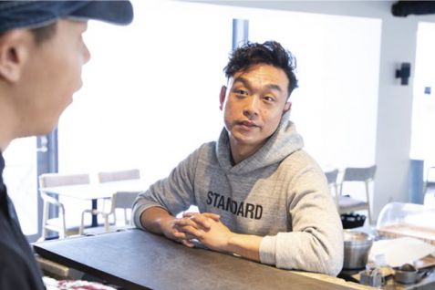 かつては夢なしのフードビジネスの仕掛け人は 、“目の前の人”を楽しませることから始めた。