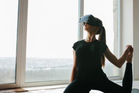 なぜ、大自然のなかで自分を開放する「VR Yoga」が注目を集めるのか