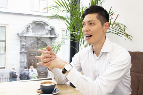 入社3年目で訪れた転機。夢だった海外勤務の道へ。勤続10年で“仕事にワクワクする気持ち”を絶やさない働き方