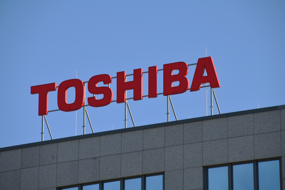 TOSHIBA