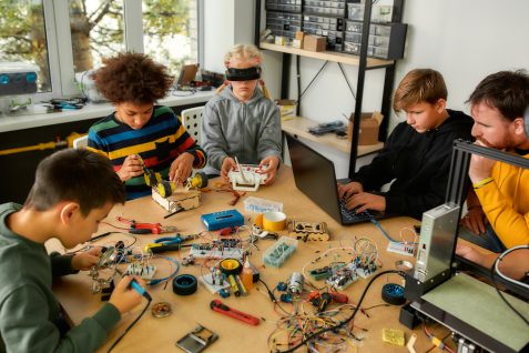 成績優秀なZ世代が働きたい企業ランキング、意外な1位は？ コロナで医療・理系科目への関心高まる