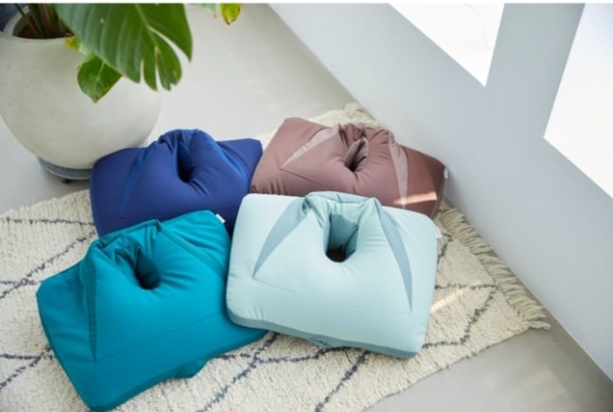 クロスプラス、「ゲーミングクッション」NeOchi PillOw MINI（ねおち