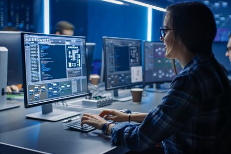 サイバーセキュリティ人材底上げには、キャリアパスや給与水準の具体的情報が効果的