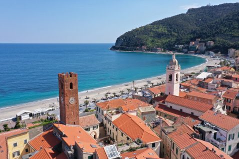 “海育ち”のレタスを食べる日が来る？世界初、食の供給を助ける「水中菜園」