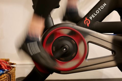 アマゾンなどが買収検討、時価総額1兆円コネクテッドフィットネス「Peloton」をめぐる大手企業の動き