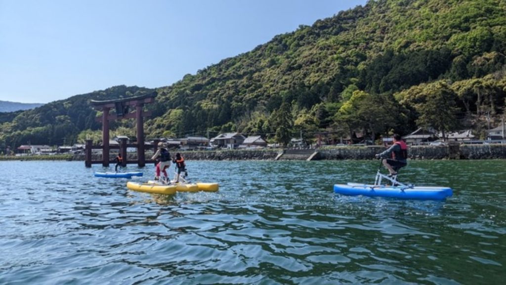 く濡れない水上サイクリング