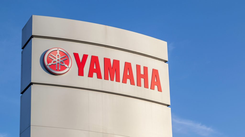 YAMAHA