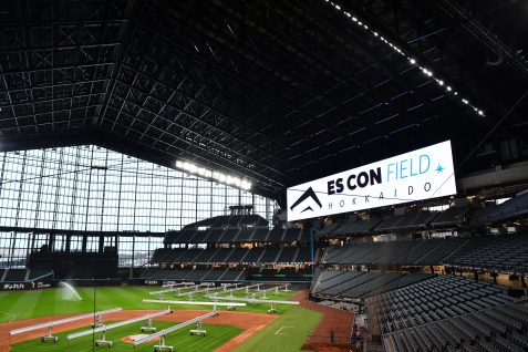 北の大地に夢の新球場が完成　最新型照明技術・映像演出により魅力増すスポーツエンターテイメント