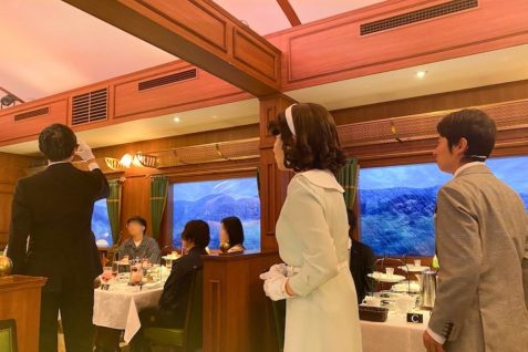 エンタメの新常識になるかも？ 満席が続く西武園ゆうえんちの「イマーシブシアター」の没入感を体験