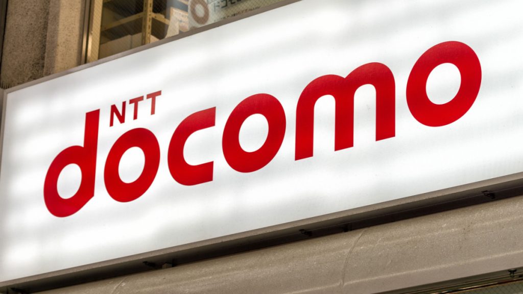 NTTドコモ　docomo