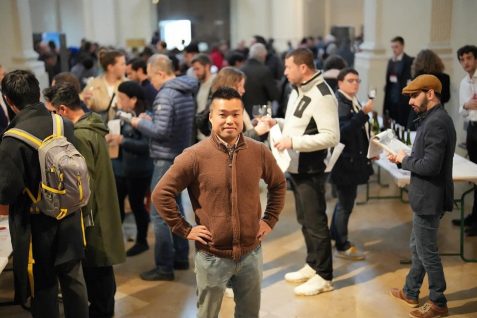 日本ワイン、今こそ船出の時　ワイン大国・フランスで日本ワインを広める男の物語