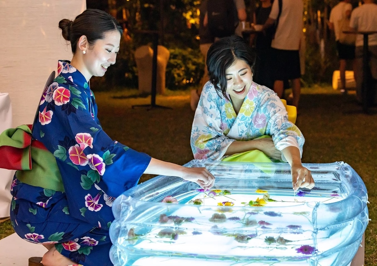 麻布台ヒルズが夏イベント「納涼祭り 2025」開催 8月8日〜11日にグルメ屋台と縁日が登場 | AMP[アンプ] - 人生の豊かさを生む瞬間 ...