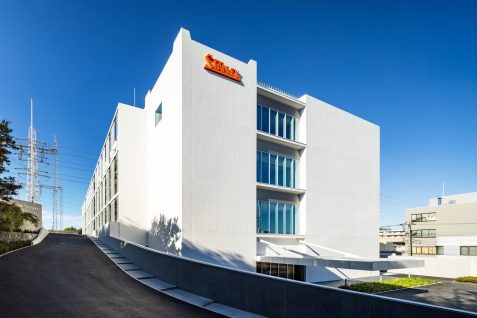 神奈川県横浜市にスタンレー電気が「技術研究所 新棟」を竣工　ナノテクノロジーを核とした次世代技術を創出へ