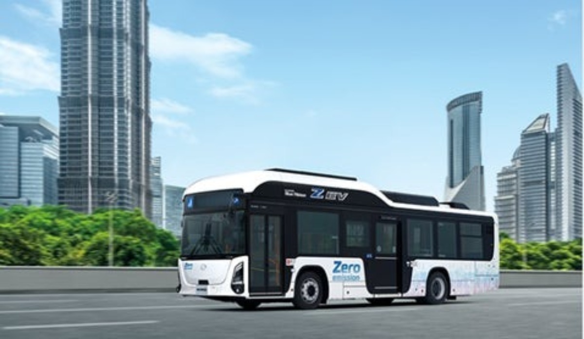 熊本県に大型路線EVバス「日野ブルーリボン Z EV」導入へ 空港リムジン