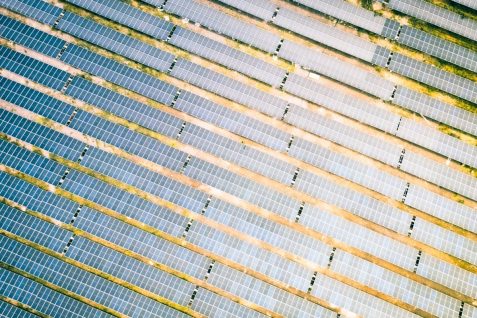 太陽光発電の普及で電気代が高くなる？　再エネ普及が生む新たな格差